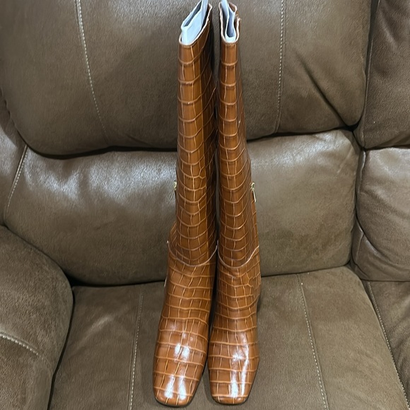 Brand new Sam Edelman Clarem Tawny women’s size 9.5 - Picture 2 of 3